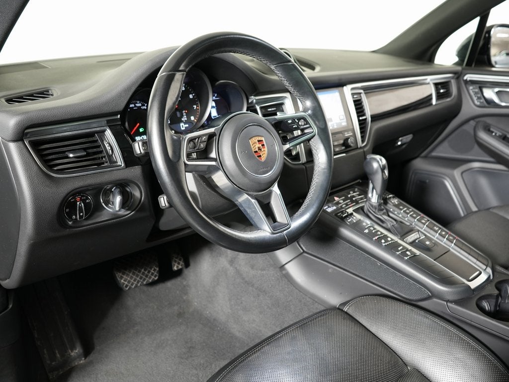 2018 Porsche Macan Base