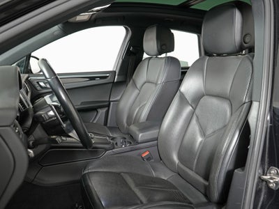 2018 Porsche Macan Base