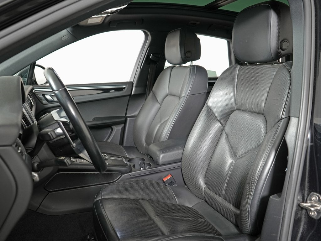 2018 Porsche Macan Base