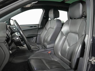 2018 Porsche Macan Base