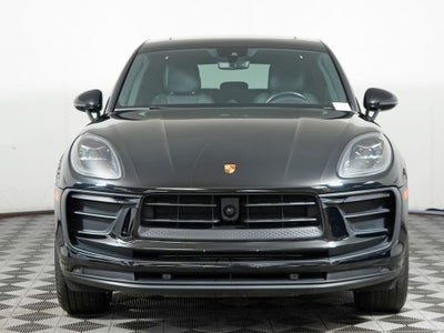 2023 Porsche Macan Base