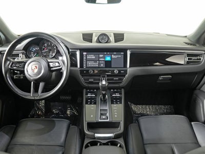 2023 Porsche Macan Base