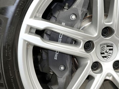 2023 Porsche Macan Base