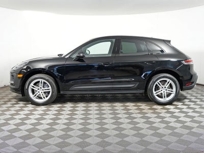 2023 Porsche Macan Base