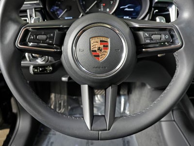 2023 Porsche Macan Base