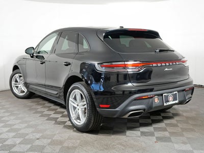 2023 Porsche Macan Base