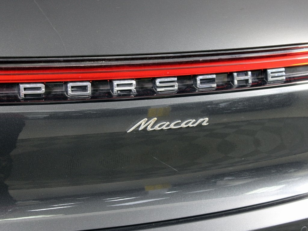 2024 Porsche Macan Base