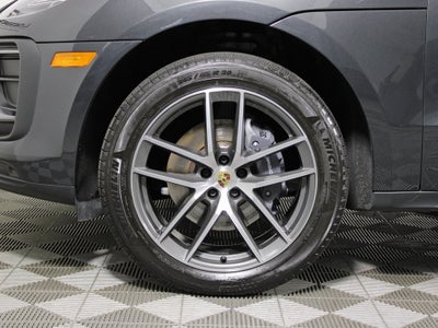 2024 Porsche Macan Base
