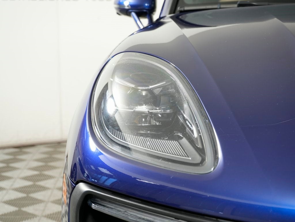 2024 Porsche Macan Base