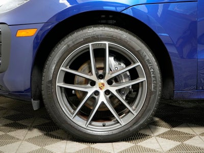 2024 Porsche Macan Base