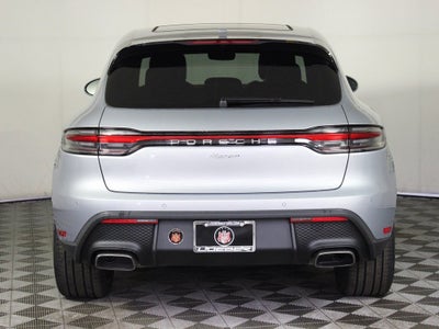 2025 Porsche Macan Base