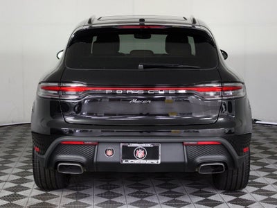 2025 Porsche Macan Base