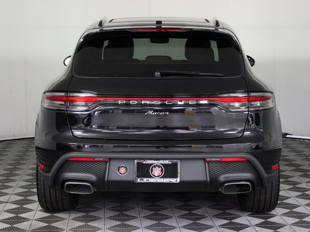 2025 Porsche Macan Base