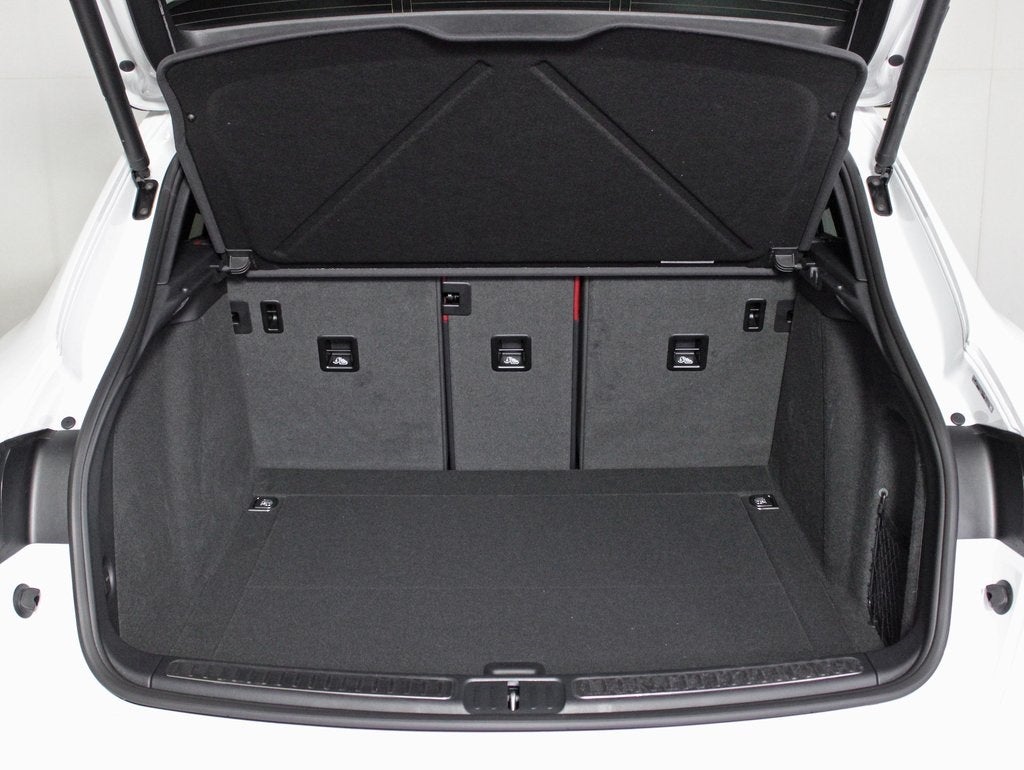 2026 Porsche Macan T