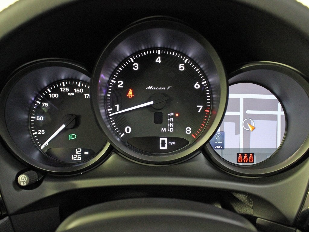 2026 Porsche Macan T