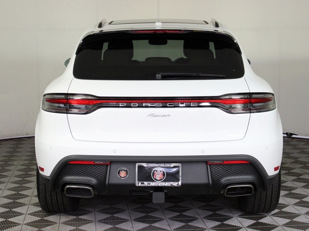 2026 Porsche Macan Base