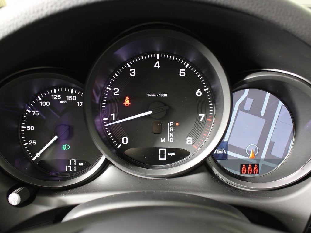 2026 Porsche Macan Base