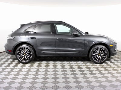 2026 Porsche Macan Base