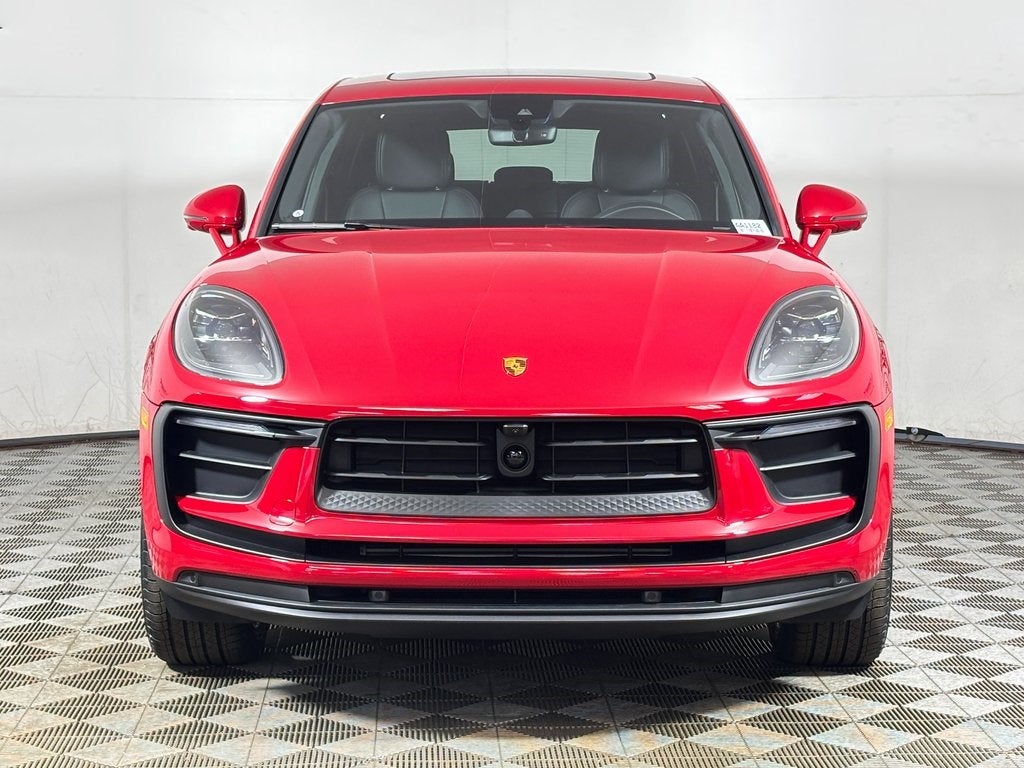 2026 Porsche Macan Base
