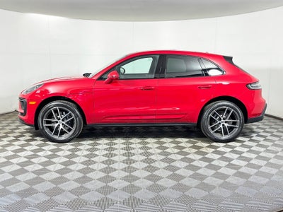 2026 Porsche Macan Base