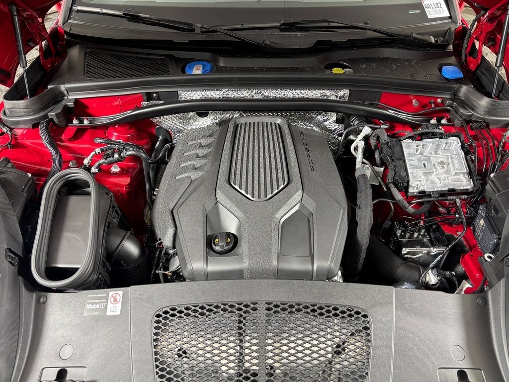 2026 Porsche Macan Base