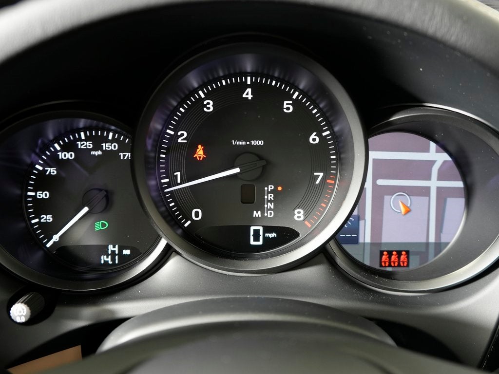 2026 Porsche Macan Base