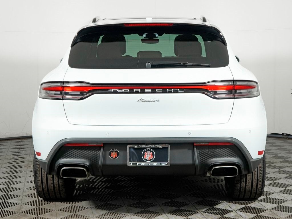 2026 Porsche Macan Base