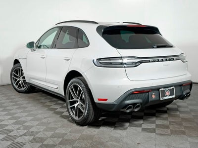 2026 Porsche Macan Base