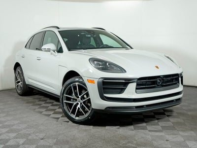 2026 Porsche Macan Base