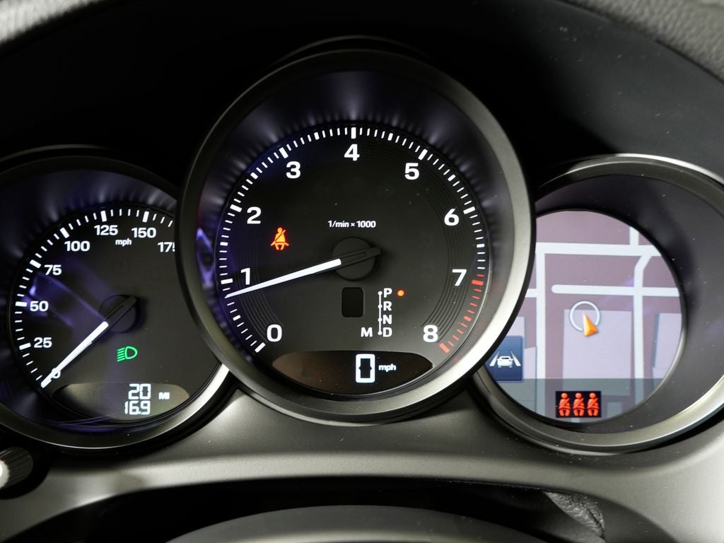 2026 Porsche Macan Base