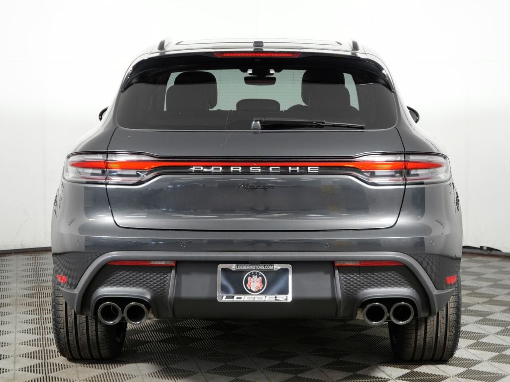 2026 Porsche Macan Base
