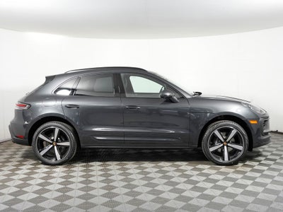 2026 Porsche Macan Base