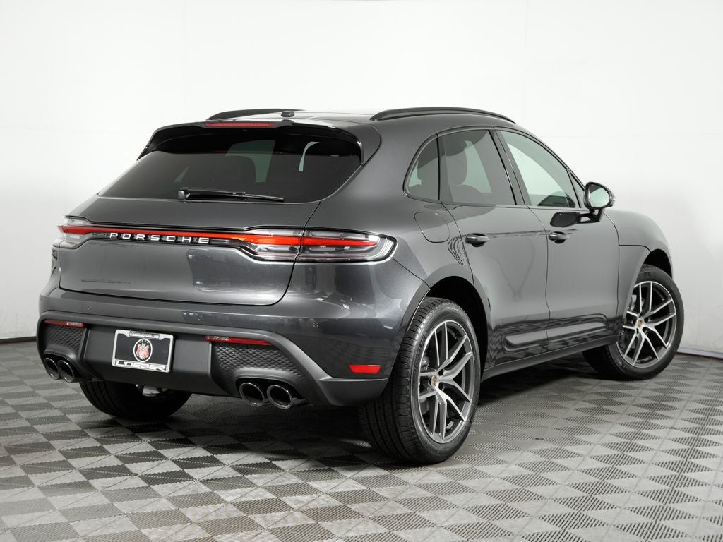2026 Porsche Macan Base