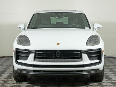 2026 Porsche Macan Base