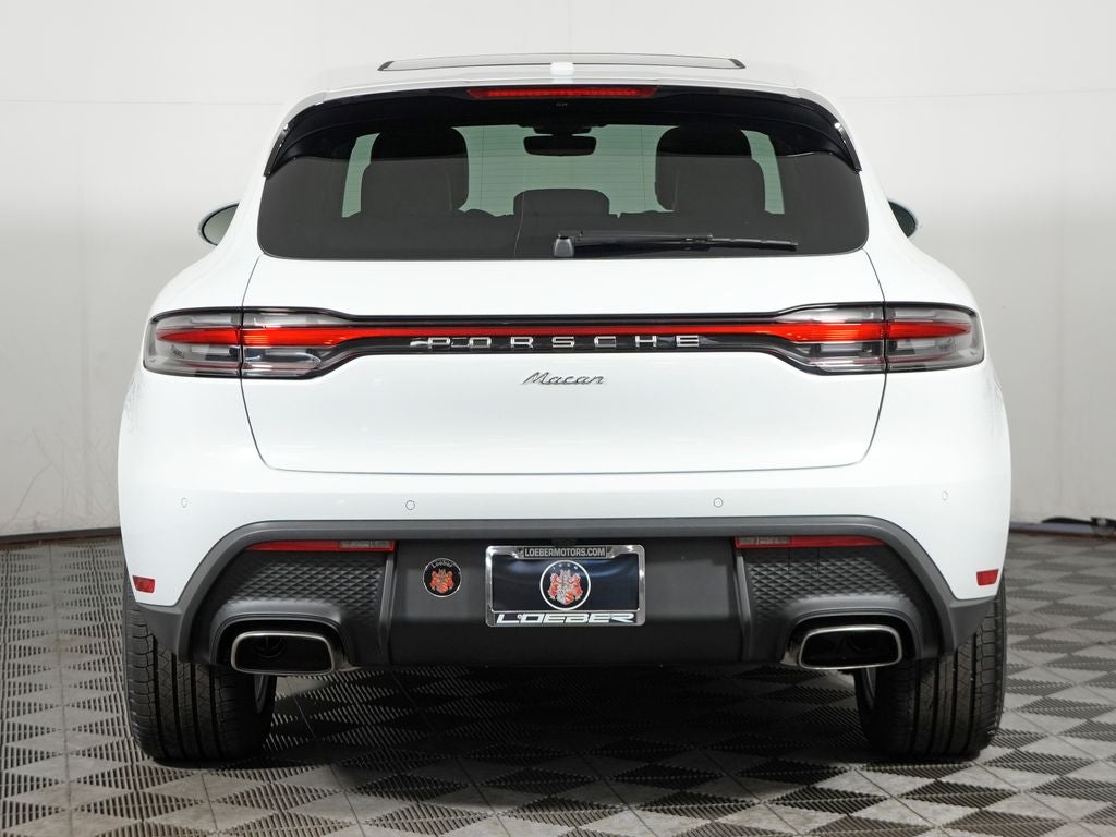 2026 Porsche Macan Base