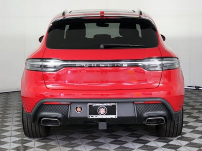 2025 Porsche Macan Base