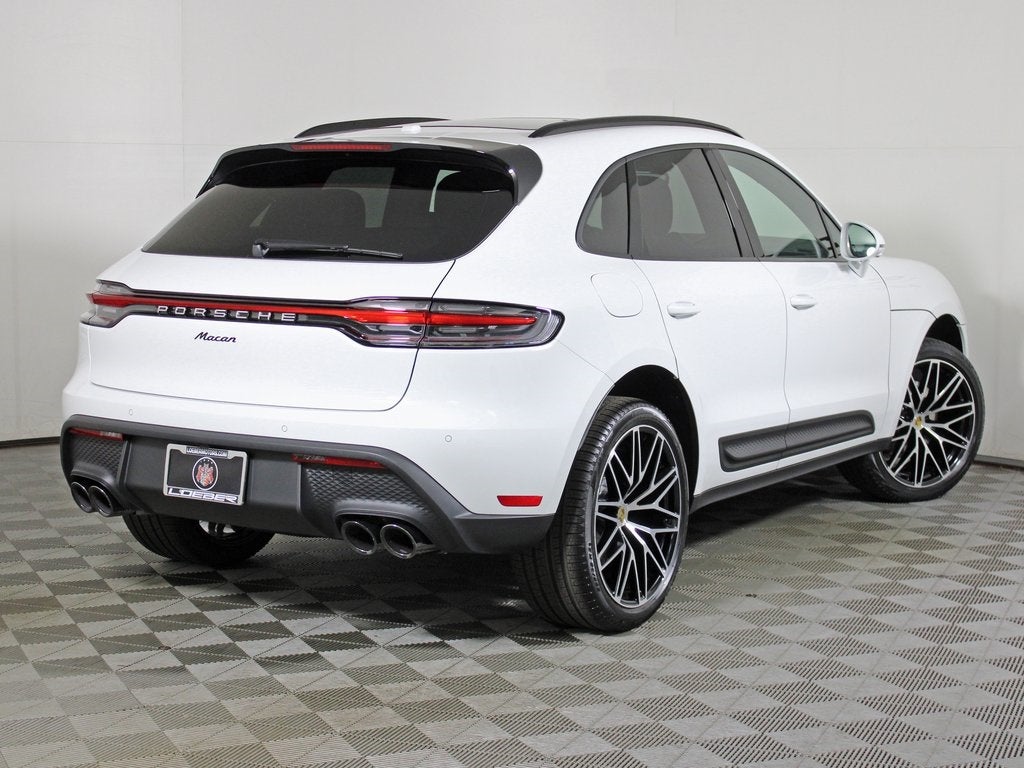 2026 Porsche Macan Base