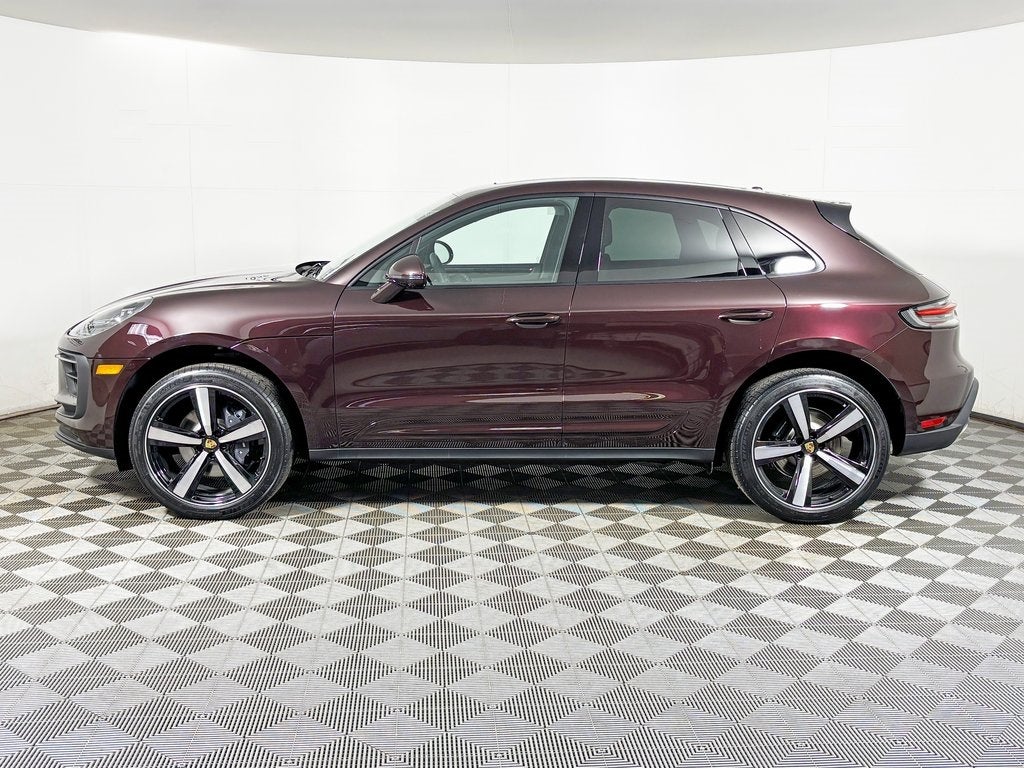 2026 Porsche Macan Base