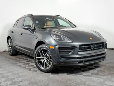 2026 Porsche Macan Base