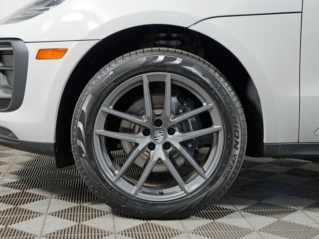 2026 Porsche Macan T