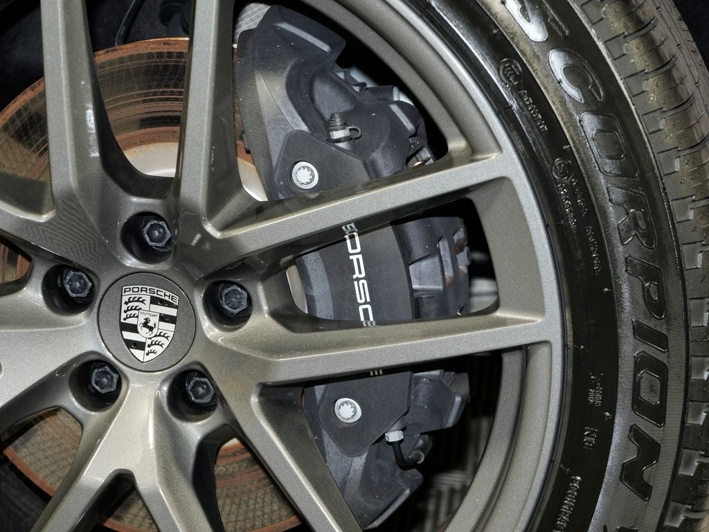 2026 Porsche Macan T