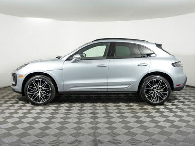 2026 Porsche Macan Base