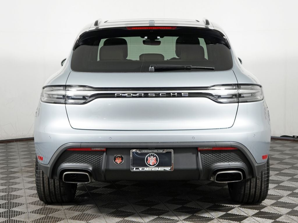 2026 Porsche Macan Base