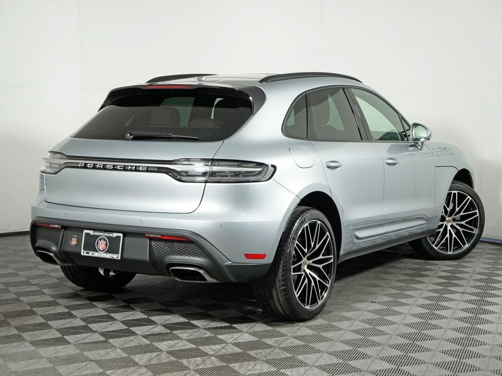 2026 Porsche Macan Base