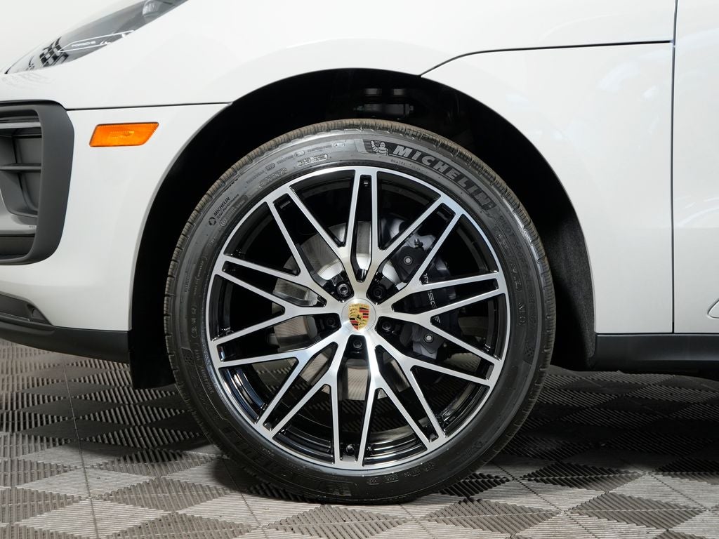 2026 Porsche Macan T