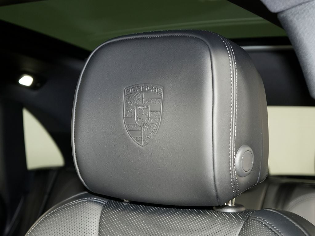 2026 Porsche Macan T