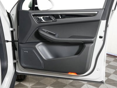 2026 Porsche Macan T