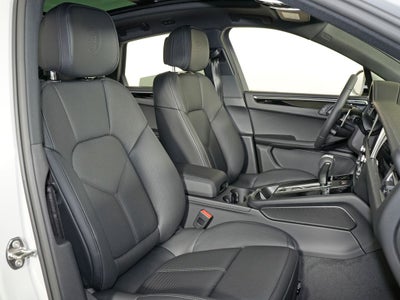 2026 Porsche Macan T