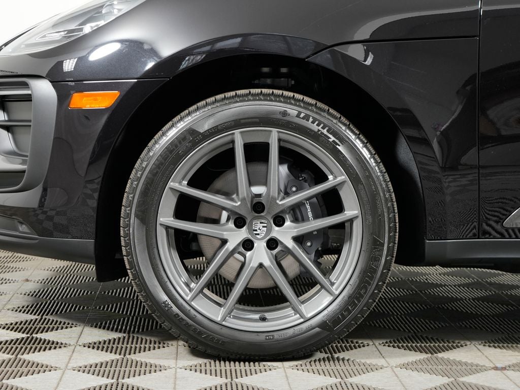 2026 Porsche Macan T