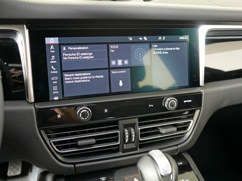 2026 Porsche Macan T